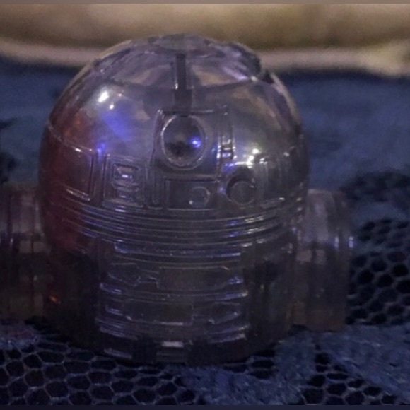 R2D2  “Kinder Egg Surprise” Star Wars Toy Bust - Picture 2 of 3